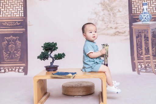 贵港宝宝头睡扁了